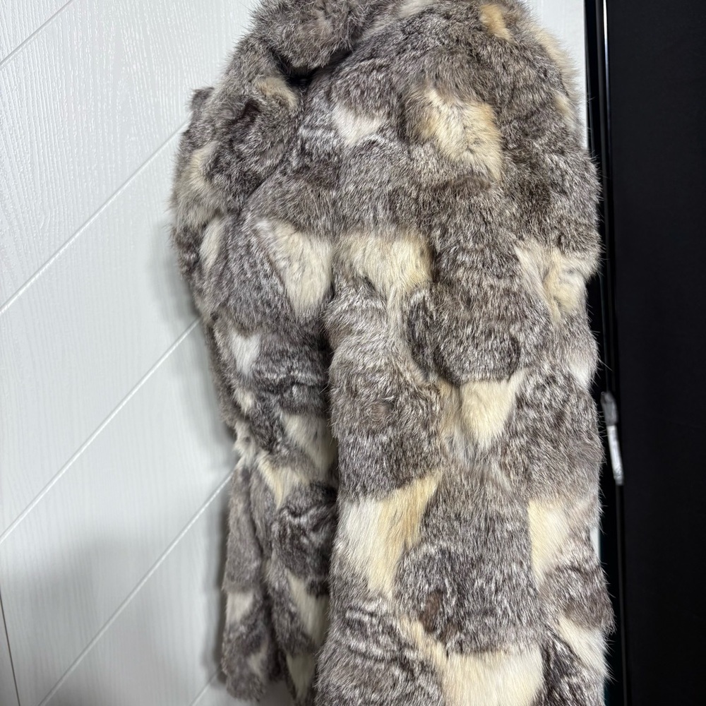 Vintage 70s Golden Swallow 70s White Rabbit Fur Coat Elegant Collar S/M - Picture 12 of 17